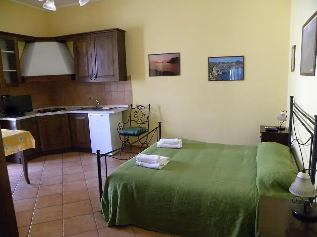 Apartment Case Vacanze Albamarina Lipari  Italien